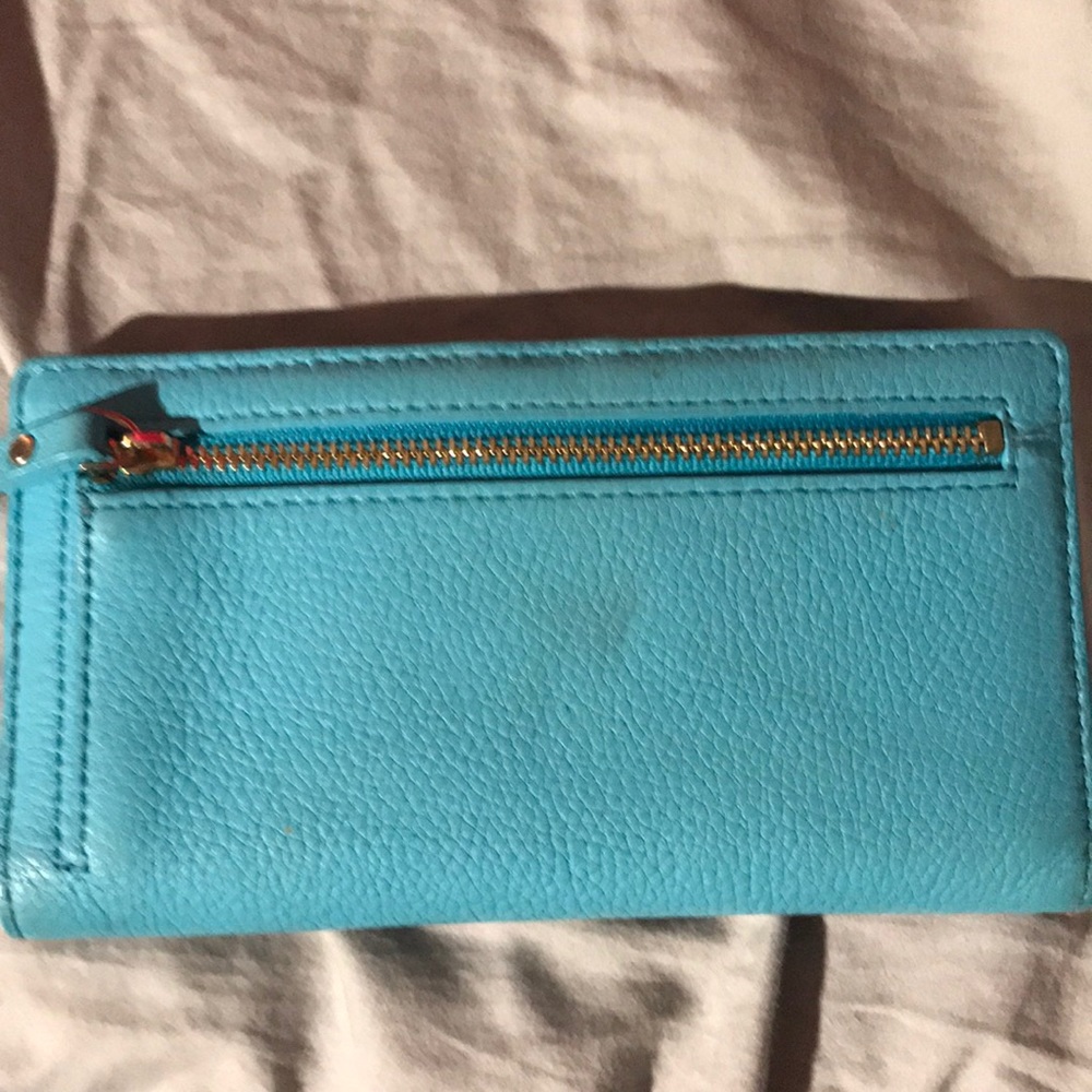 KATE SPADE ♠️ wallet - Picture 3 of 8